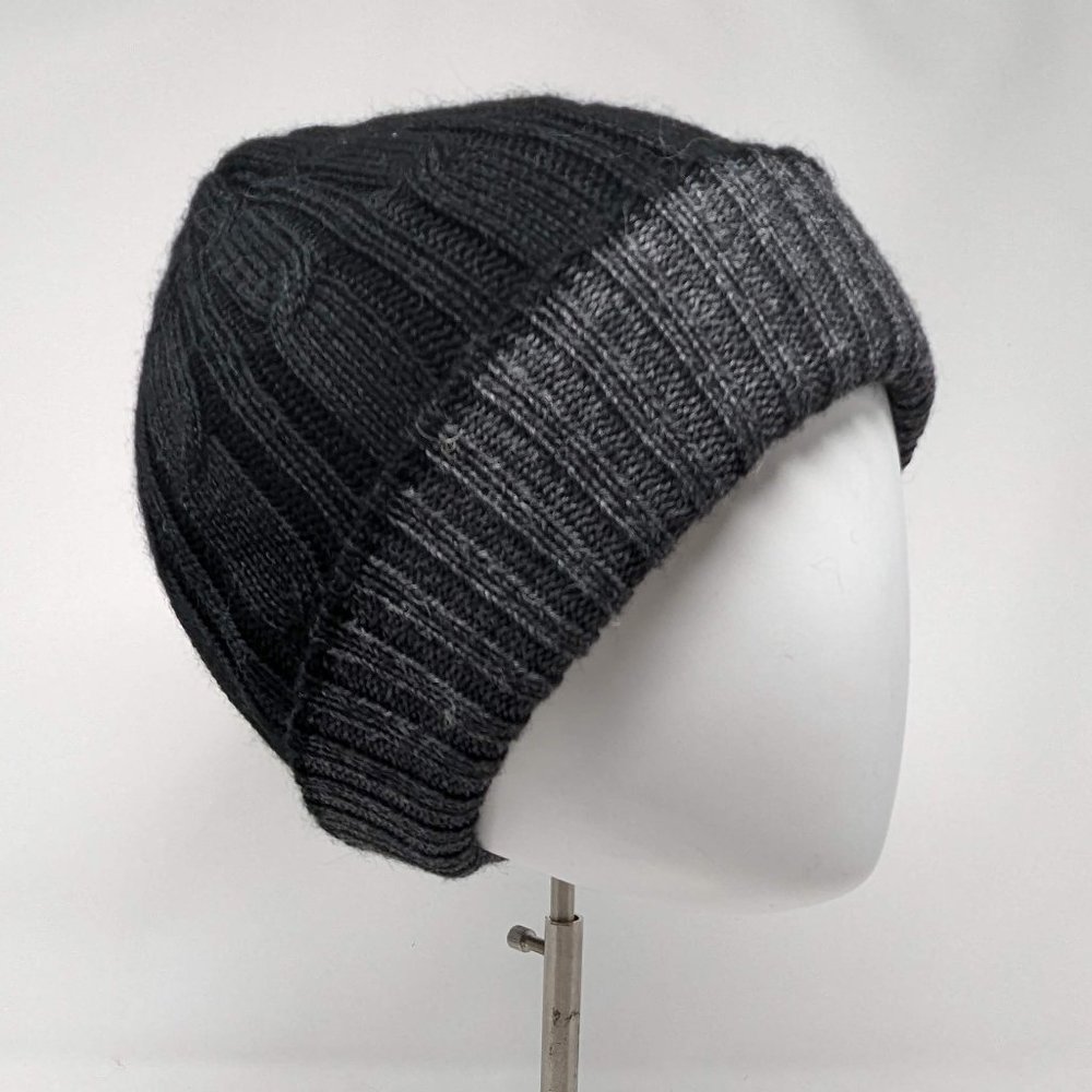 Alpaca hand knitted reversible hat / unisex / Peruvian winter hat